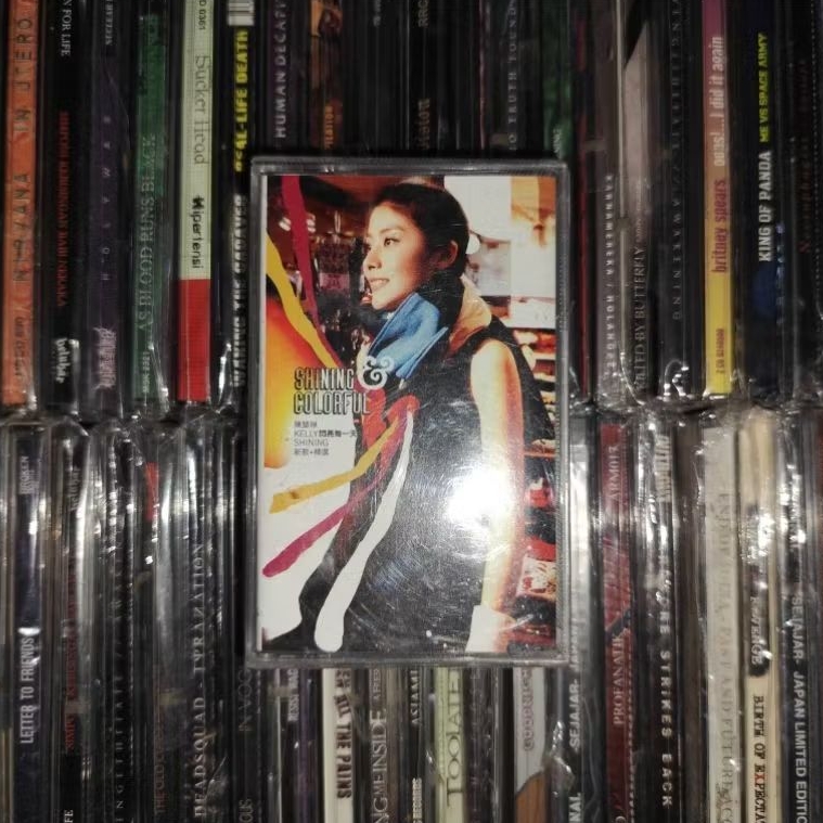 Kaset Kelly Chen - Shining Colorful