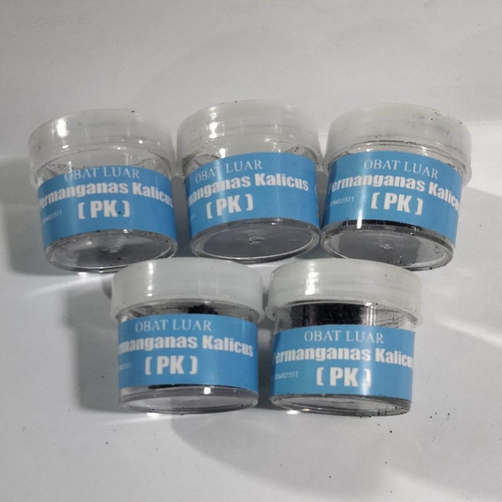 1 BOTOL PK / PEKA 5gr Obat Gatal Kulit Eksim Serbuk  5gr - Atasi Gatal, Infeksi Jamur, dan Kutu Air