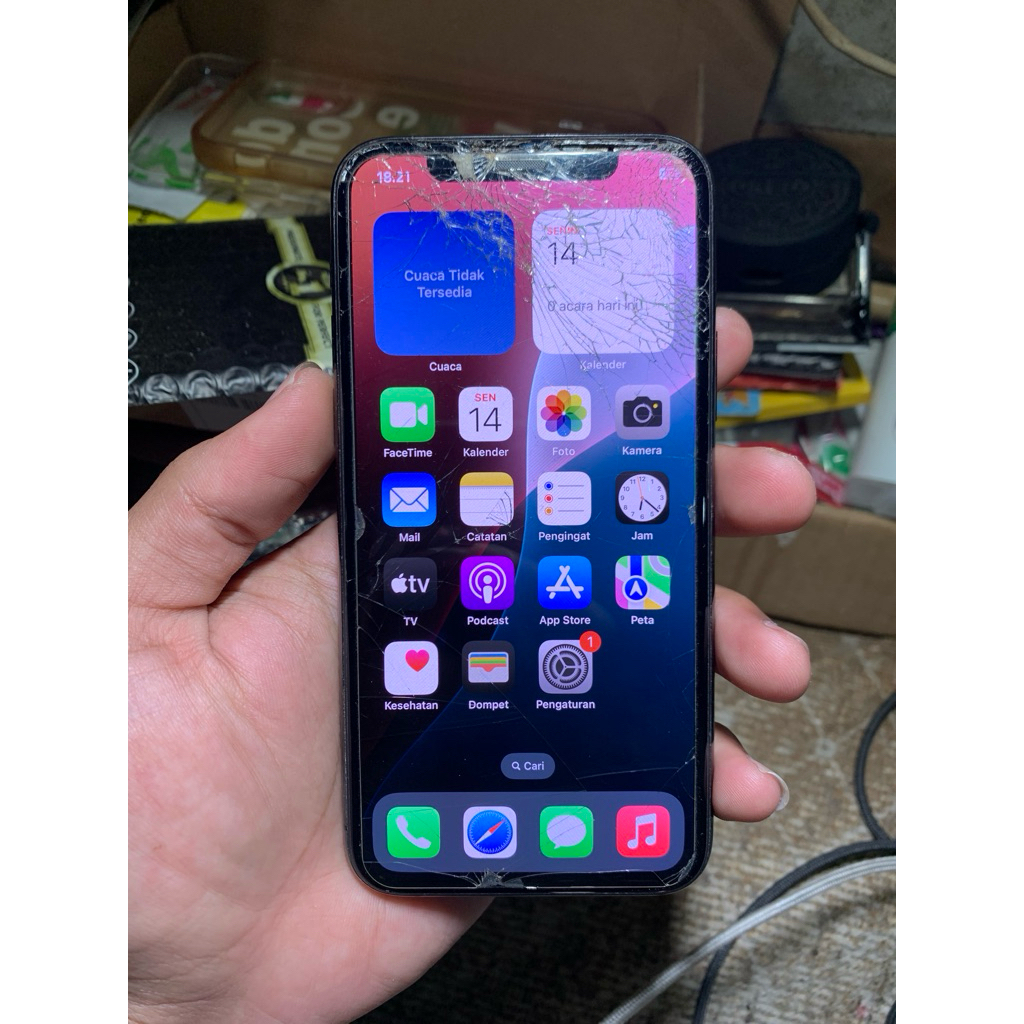 LCD iphone 11 Pro ori copotan/ cabutan minus retak