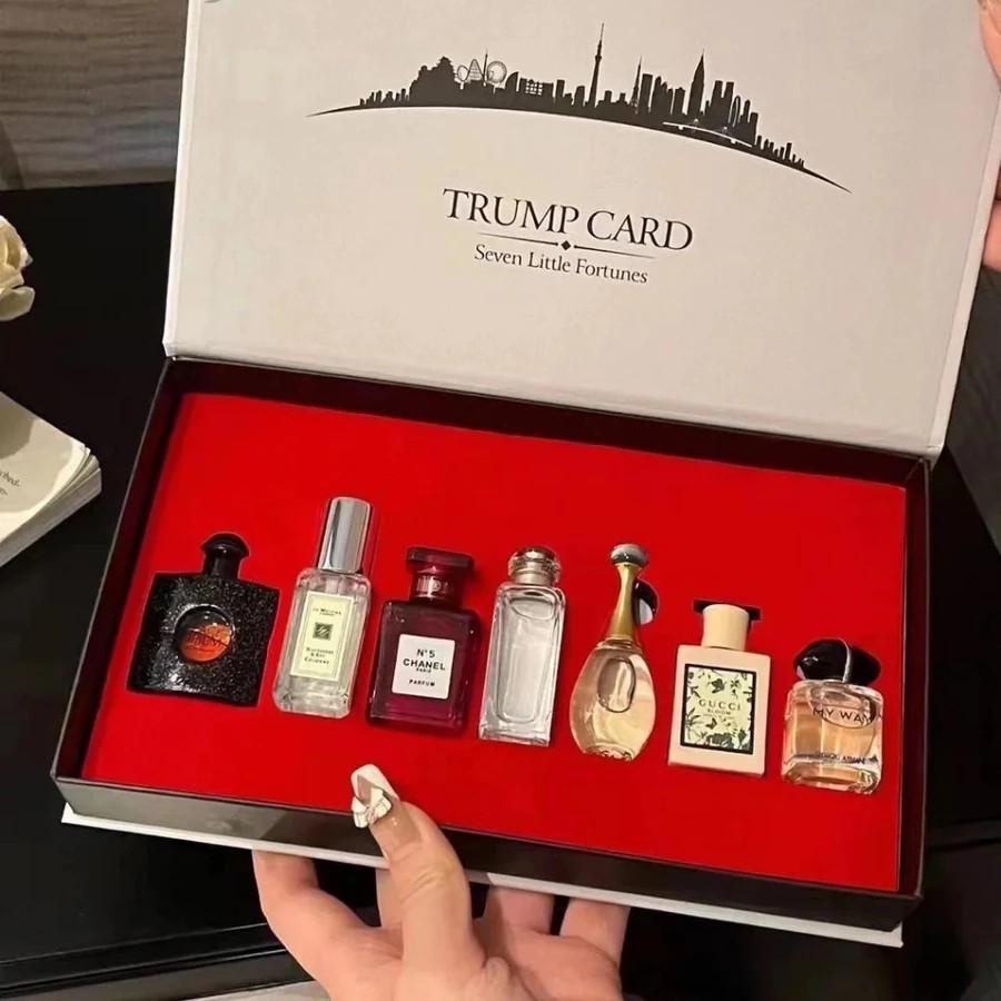 Seven Little Fortunes Sample Parfum Set/ Dior J'adore D'eau/ Gucci Bloom EDT/ Chanel No.5 L'eau/ Bla