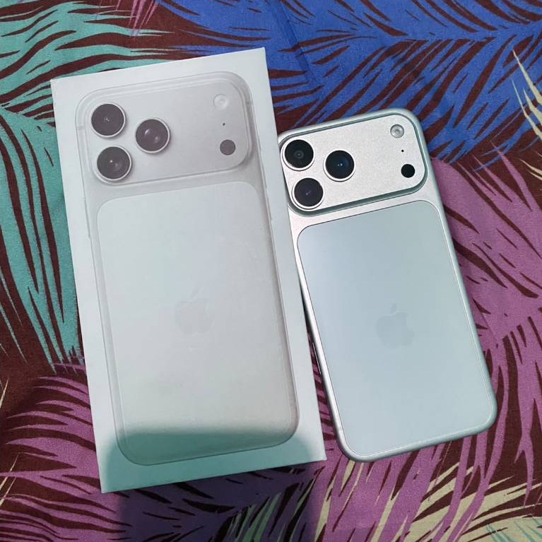 iPhone 17 Pro Max - iphone 17 pro max 512gb second