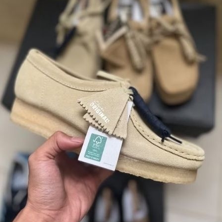 CLARKS WALLABEE MAPLE