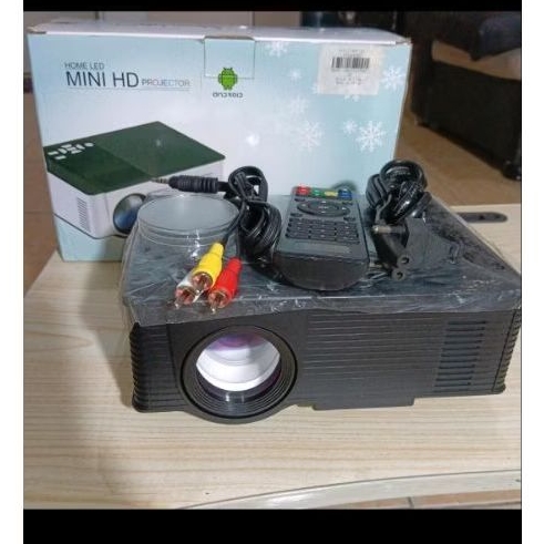 Proyektor infokus mini HD Home LED dengan remote Dan kabel RCA