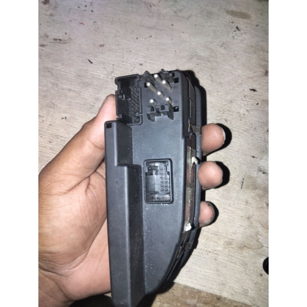 switch modul power window BMW e39 528