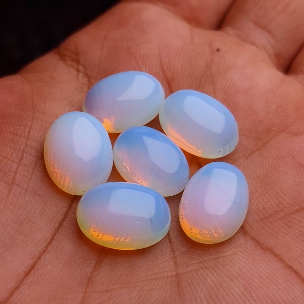batu barjad api/ fire opal