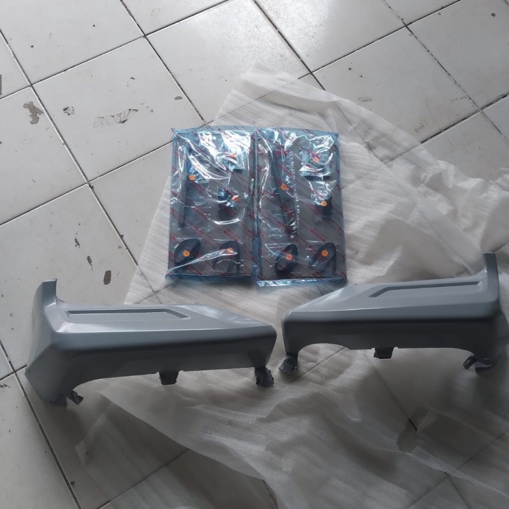 Spoiler Bumper Belakang Set  Toyata Agya 2023 Type GR Sport / P5158-BYA0A-00