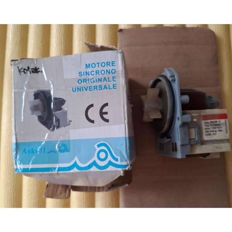 Drain Pump Mesin Cuci Front Loading Original - Kondisi Bekas, Mati, Bawaan Mesin Cuci Electroluc EW 