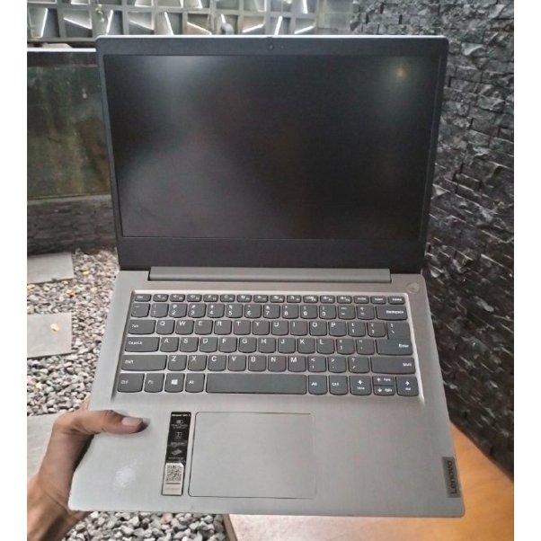 Lenovo Ideapad Slim 3 AMD Ryzen 3 4300U Ram 8Gb Ssd 256Gb SCU23031
