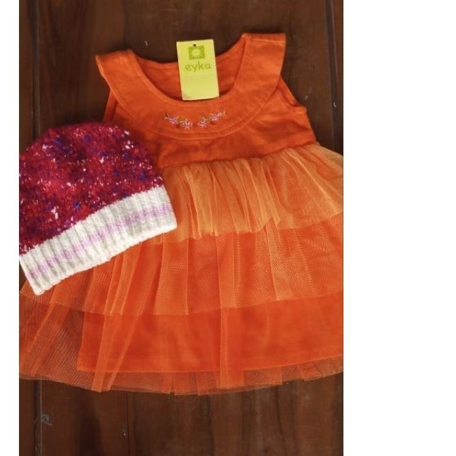 Dress baby Eyka size 6-9 month.