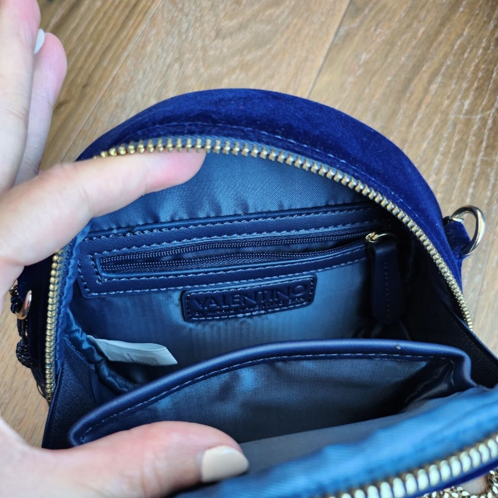 Preloved sling bag valentino original