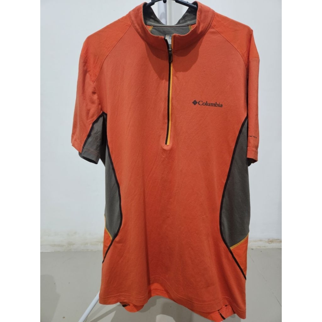 kaos jersey baselayer outdoor gunung "Columbia" M