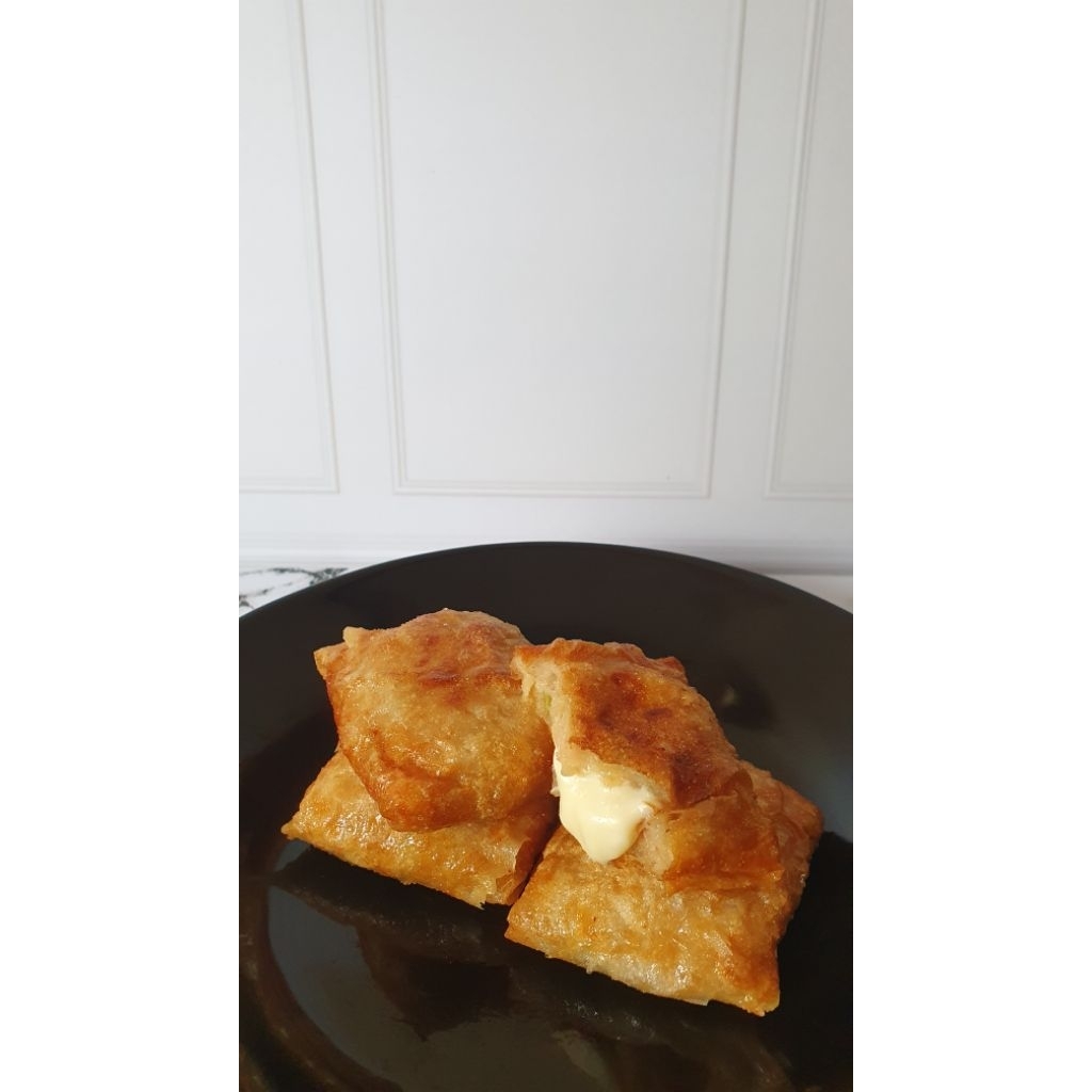 

Dimsum Goreng Isi Keju Lumer Frozen Food