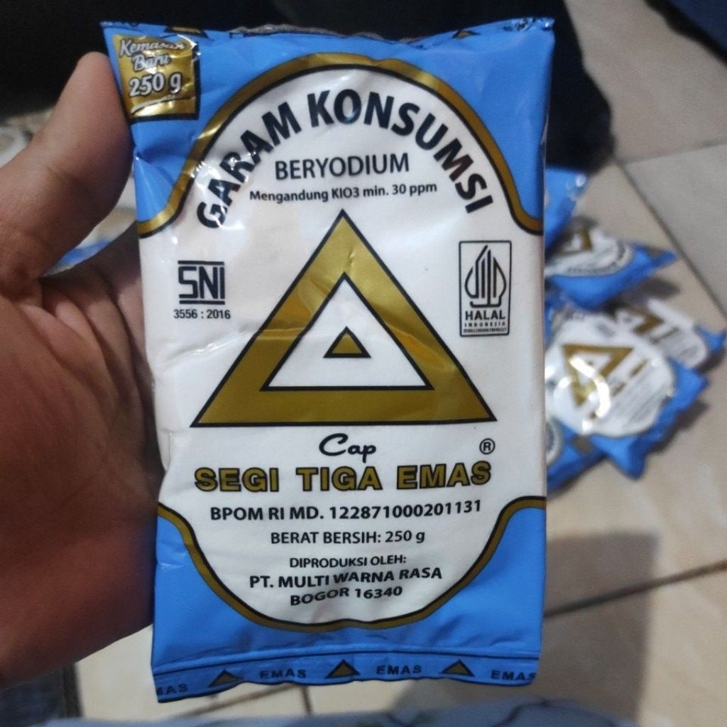 

Garam Segi Tiga Emas || garam dapur 250gram