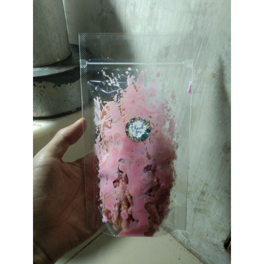 

keripik pisang coklat lumer rasa setrobery