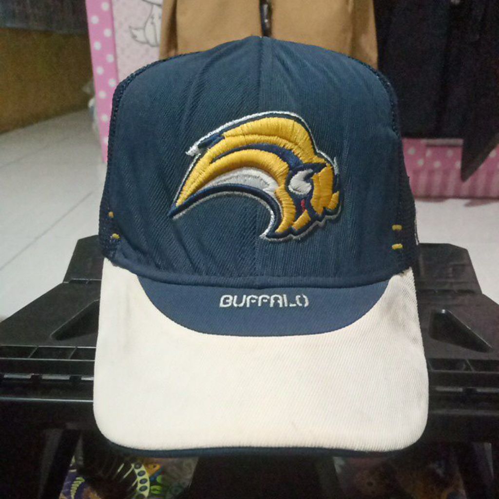 topi second branded NHL