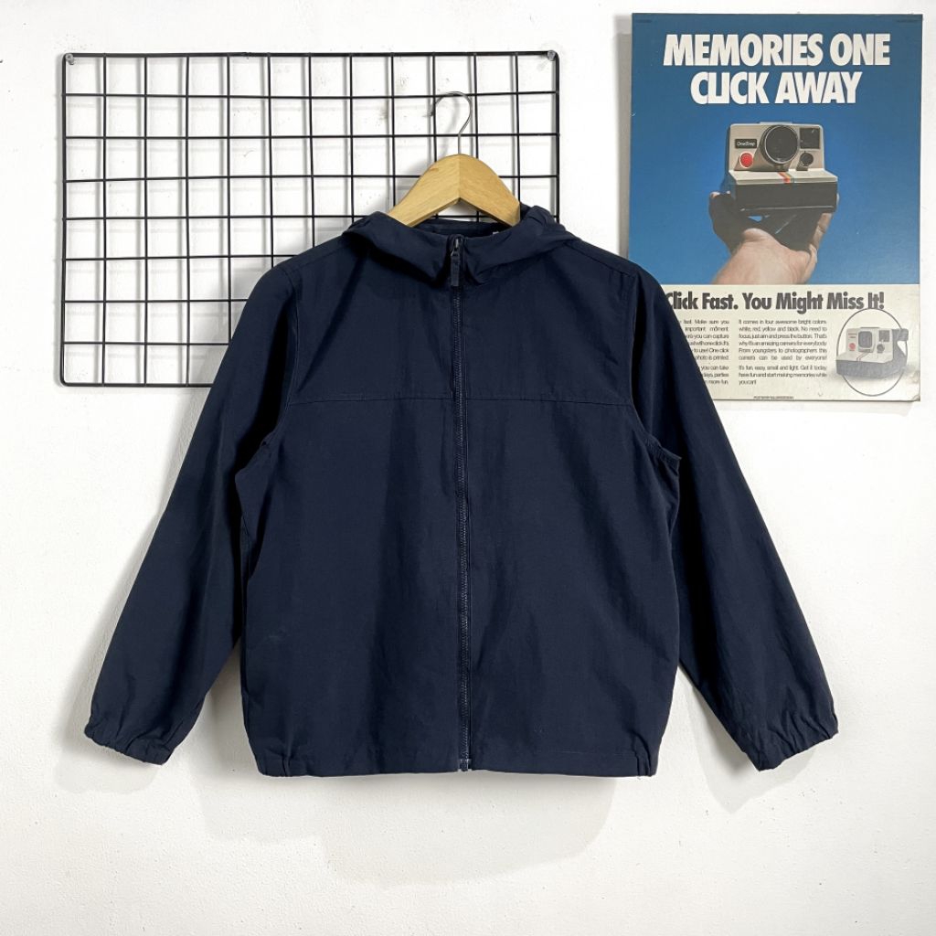 JAKET UNIQLO OUTDOOR RUNNING WATERPROOF SECOND ORIGINAL, WINDBREAKER UNIQLO, UNIQLO RUNNING, UNIQLO 
