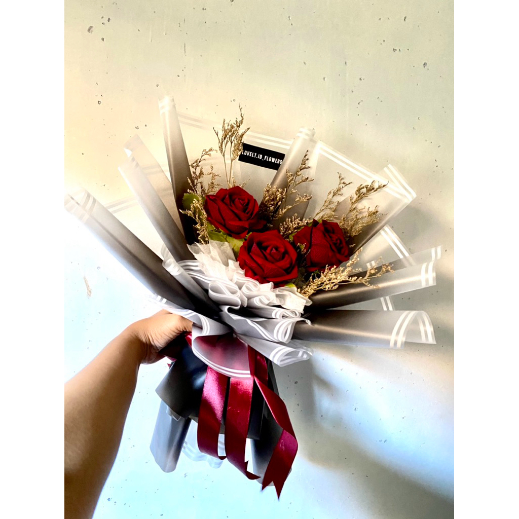 BUKET BUNGA / BUKET BUNGA MAWAR / BUKET BUNGA PALSU / BUKET BUNGA WISUDA / BUKET ULANG TAHUN