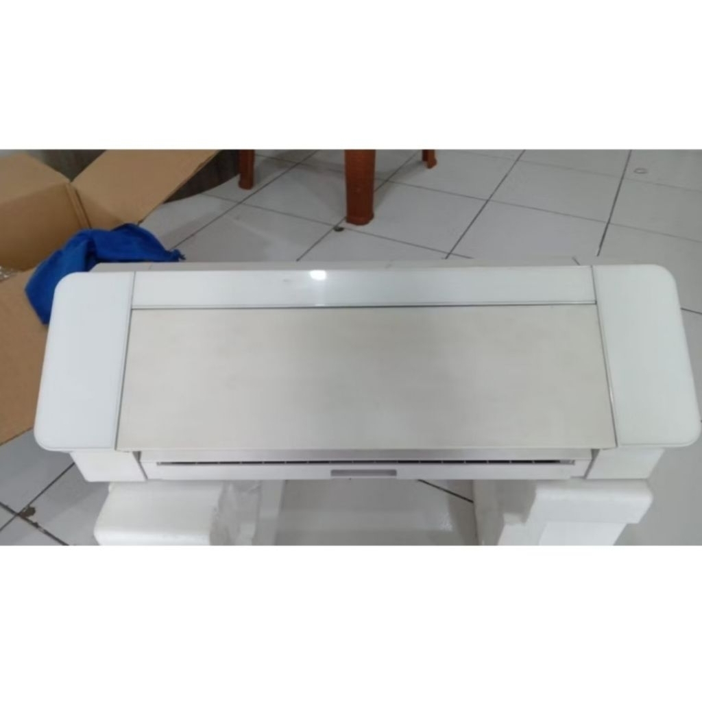 

Mesin Cutting Sticker dan Polyflex Cameo 4 Silhouette/Dapat Diskon & Cashback Langsung