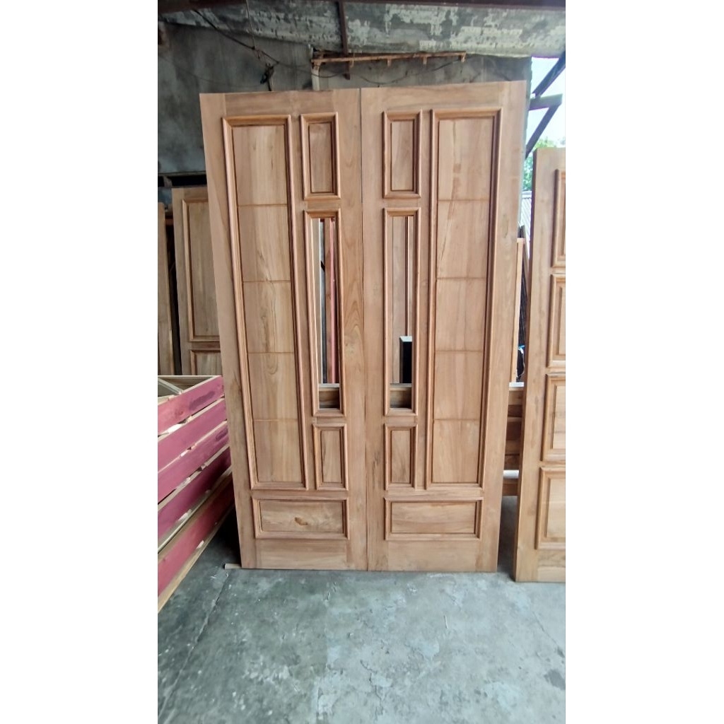 Kupu tarung -Pintu utama -kayu jati