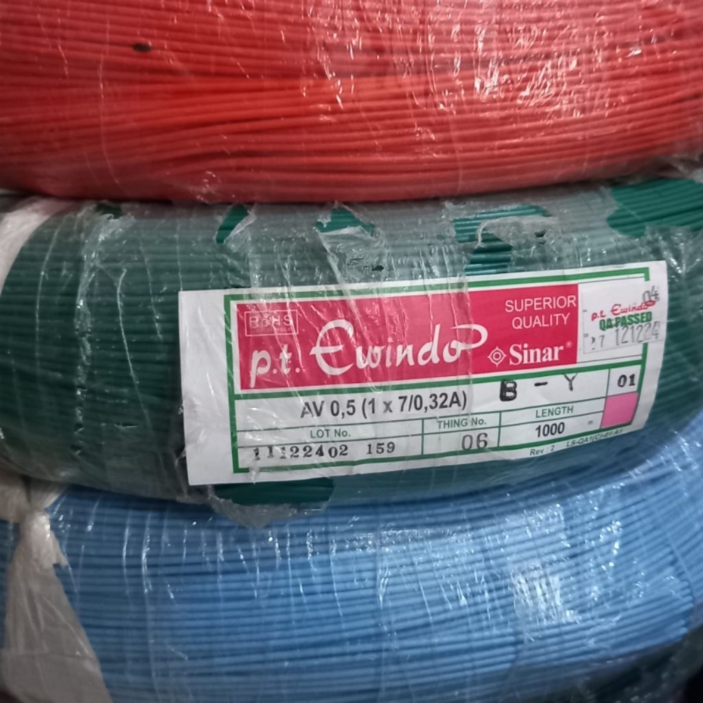 Kabel Avs 0.5 kulit tebal sinar ewindo