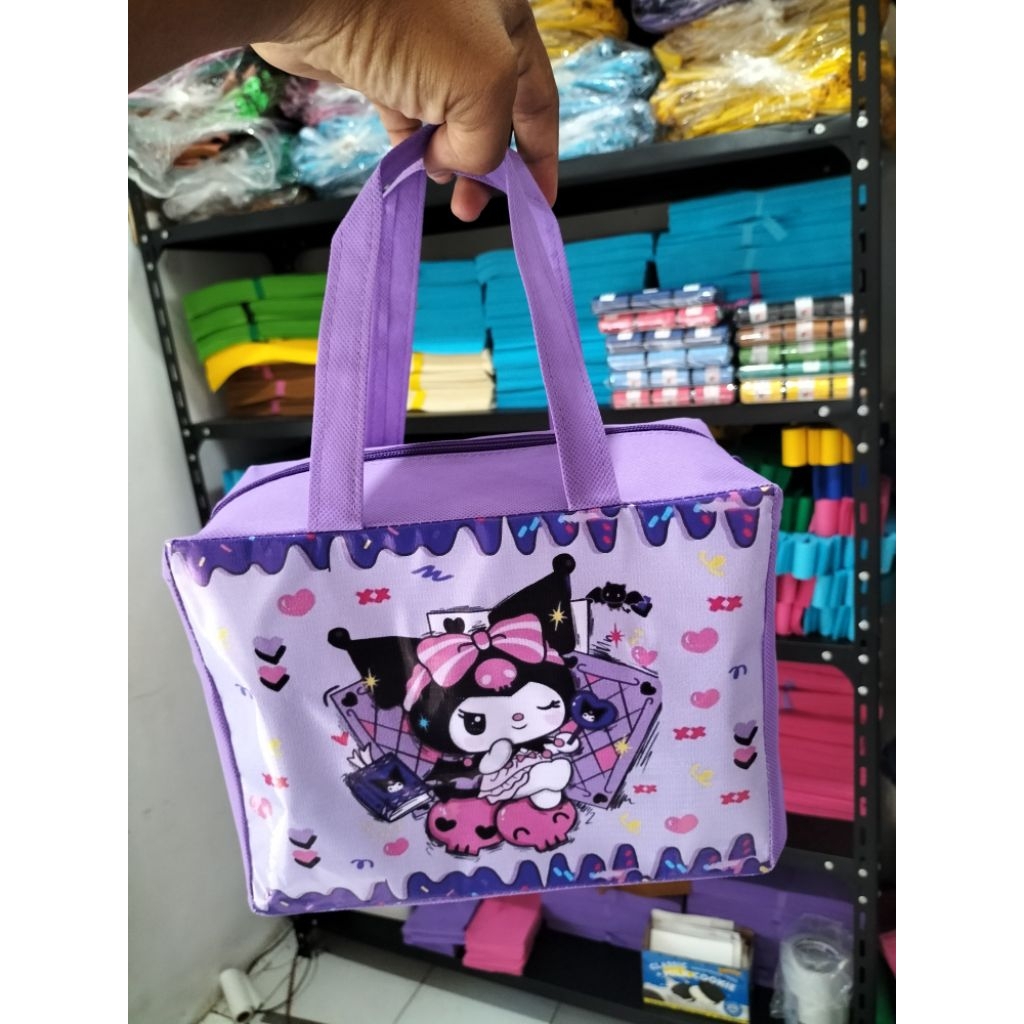 

Tas ultah anak / Souvenir tas ulang tahun anak / Goodie bag pesta ulang tahun