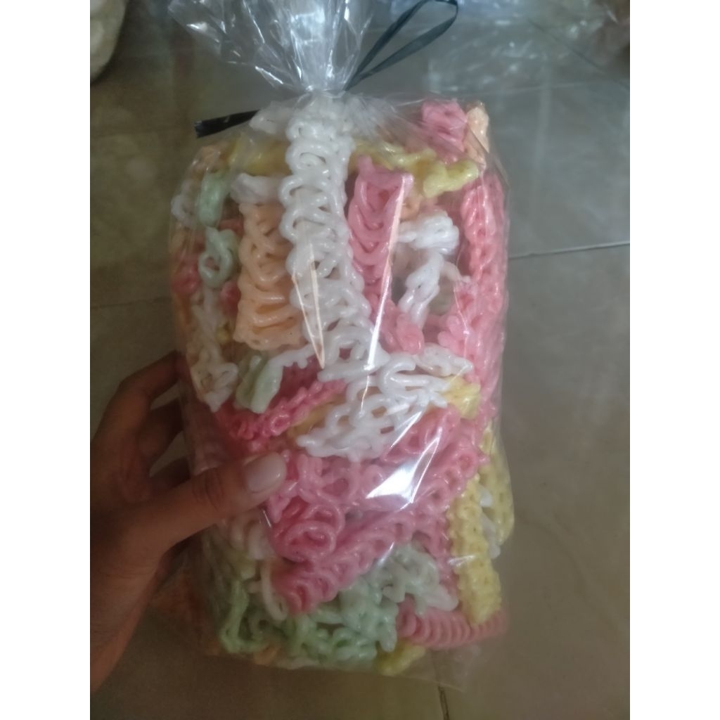 

KRUPUK GORENG PASIR ULEL