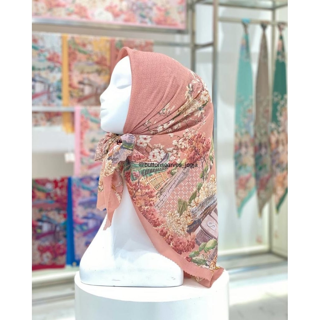 NUANSA PEACH hijab segiempat denay voal motif semarang
