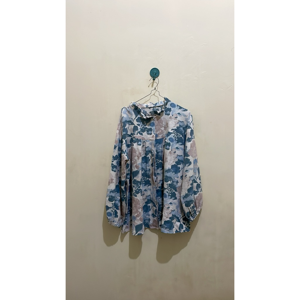 Preloved blouse bunga bunga