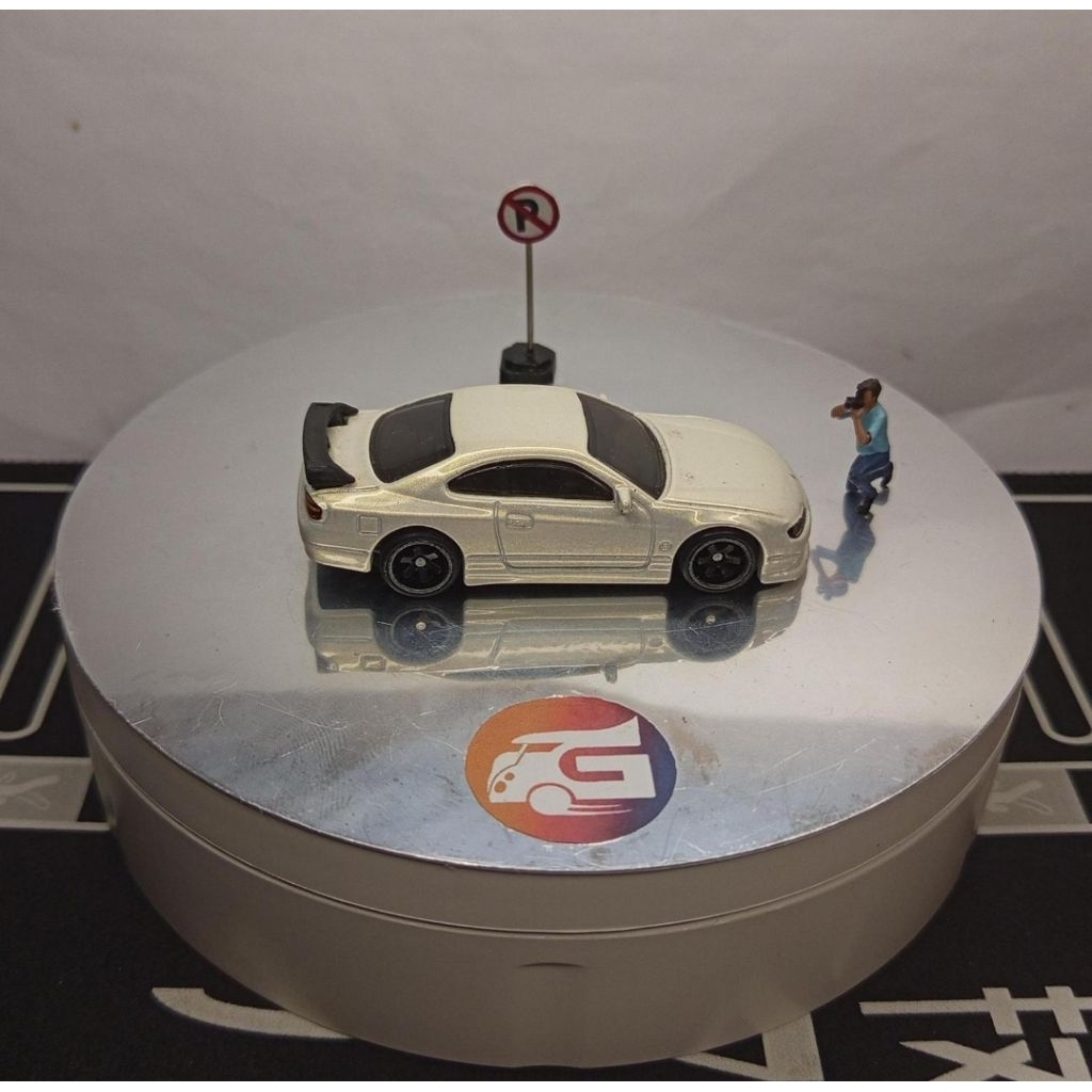 Hot wheels premium nissan silvia s15 loose from street tuners