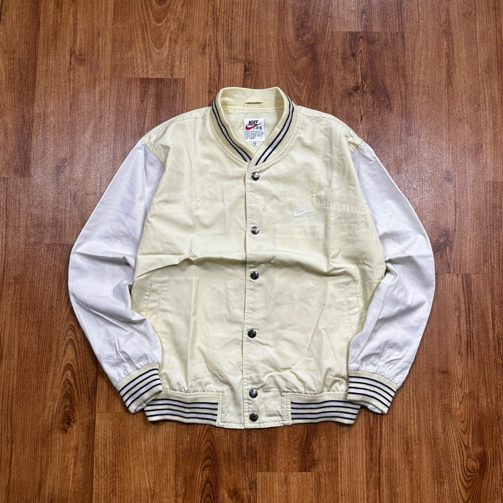 JACKET VINTAGE NIKE VARSITY SECOND