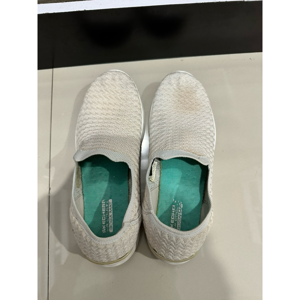 Prelove Sepatu Skechers