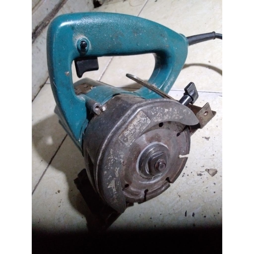 Makita marble cutter 4100NH seken