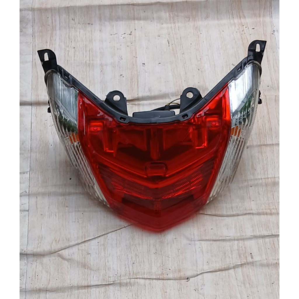 LAMPU LAMPU BELAKANG ORI YAMAHA NMAX LAMA SETOPLAM NMAX OLD