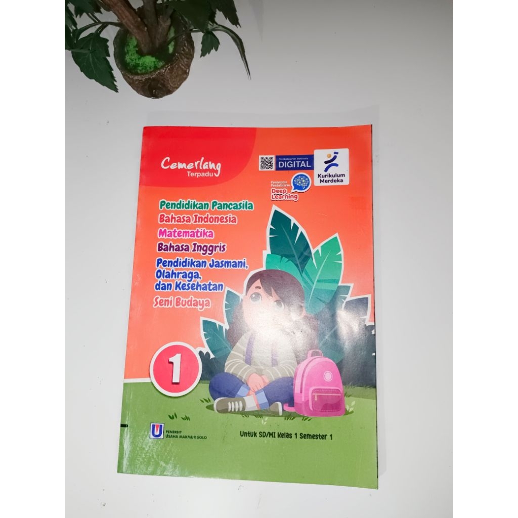 

LKS Buku Gabungan Mapel Pelajaran Cemerlang SD/MI kelas 1 kurikulum Merdeka Semester ganjil/1