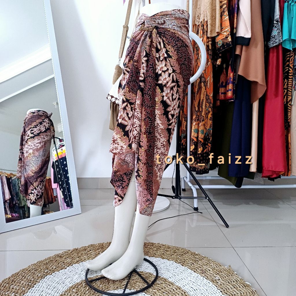 Rok Lilit Batik/Kain Batik Lilit/Bawahan Kebaya/Rok Kebaya/Kain Lilit Jumbo/Rok Batik Modern