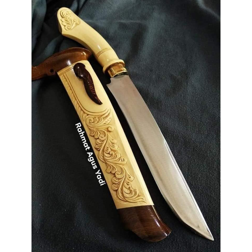 Pisau Sembelih/Pisau Tradisional Ukir Sarung Kayu Besi Per Asli