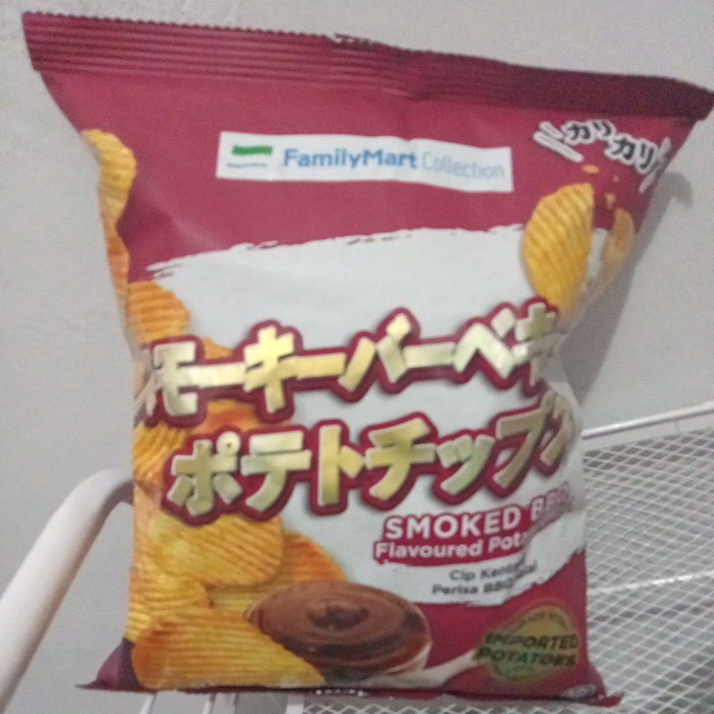 

FAMILY MART SMOKED BBQ POTATO CHIPS