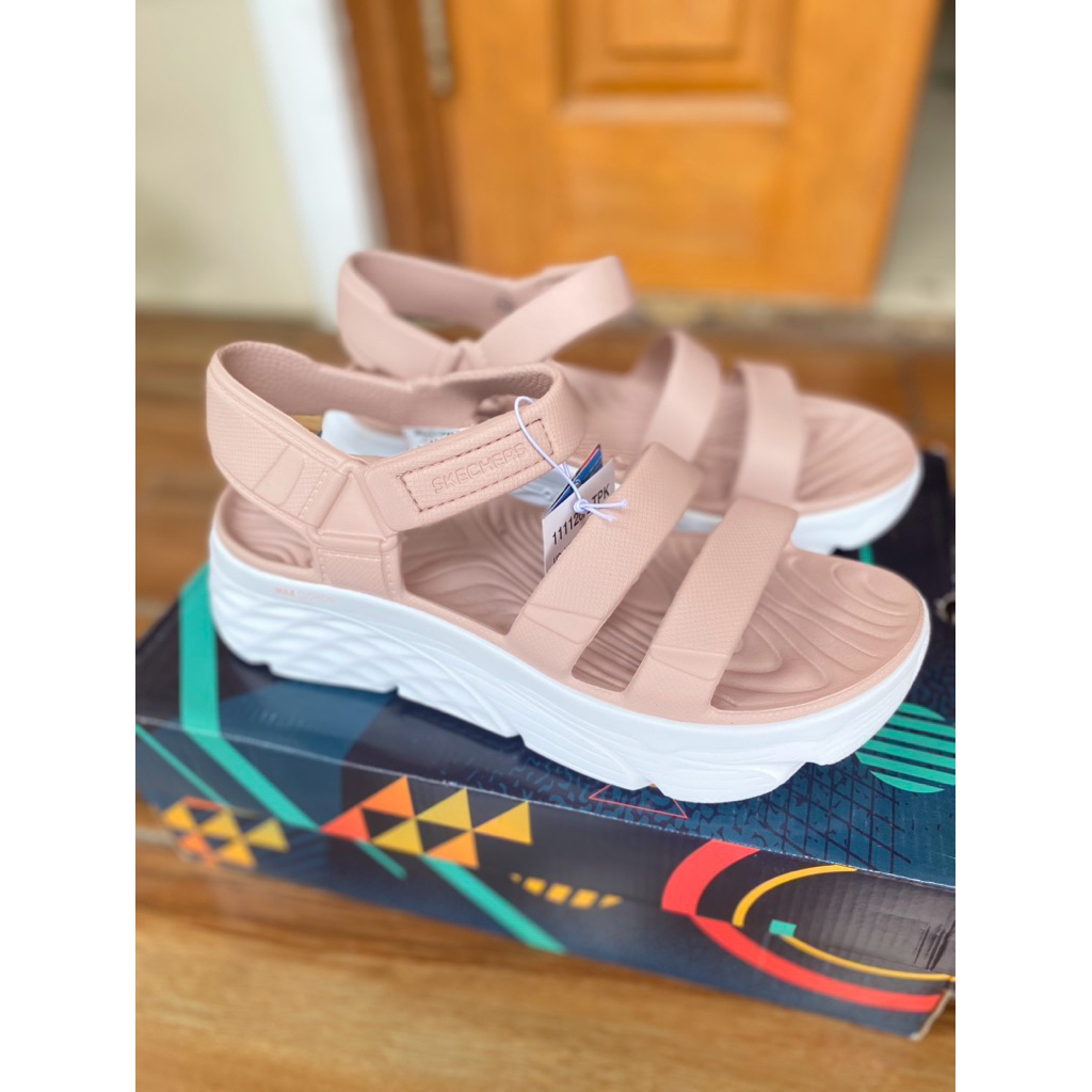 Sepatu Sendal Skechers Max Cushioning Aura Original