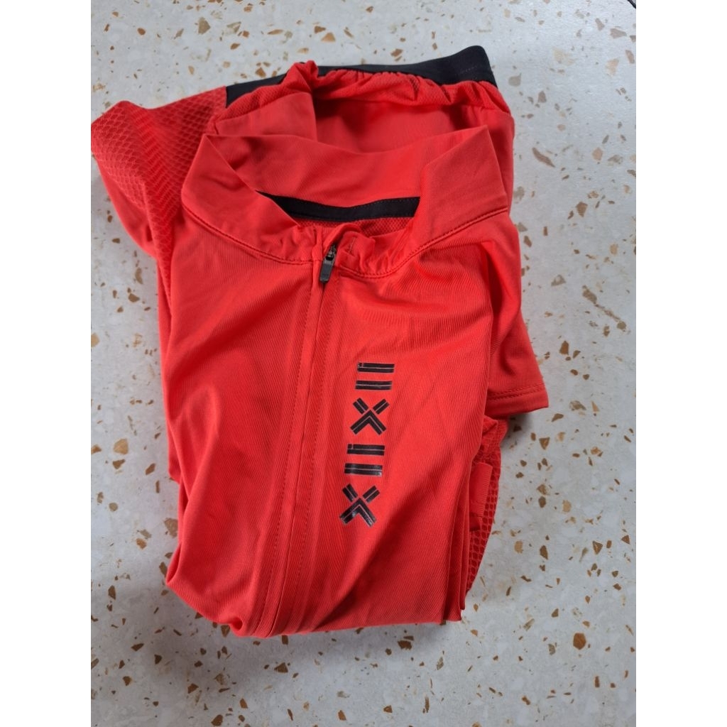 Jersey Sepeda Twelve Squared dan CCN