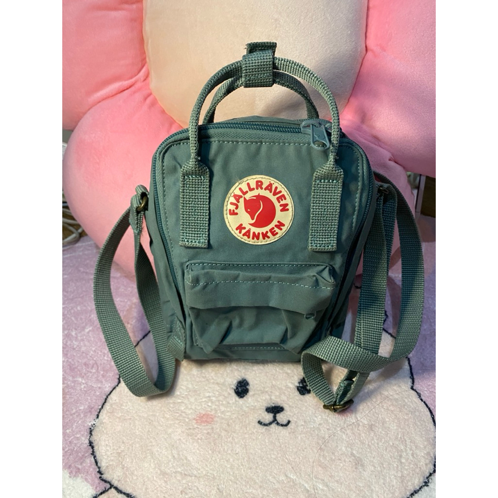 [Preloved] Fjallraven KanKen (SlingBagMini)