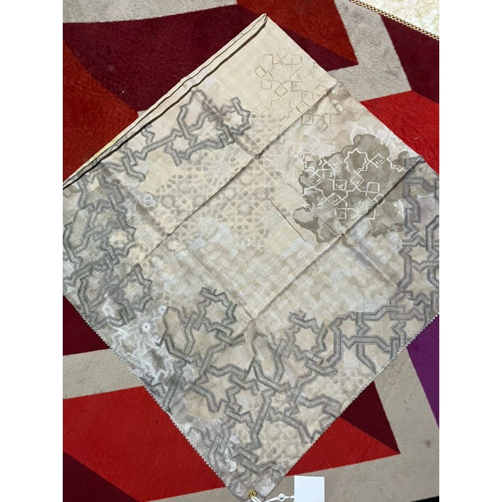 Buttonscarves as is Haramain - Cornsilk XL