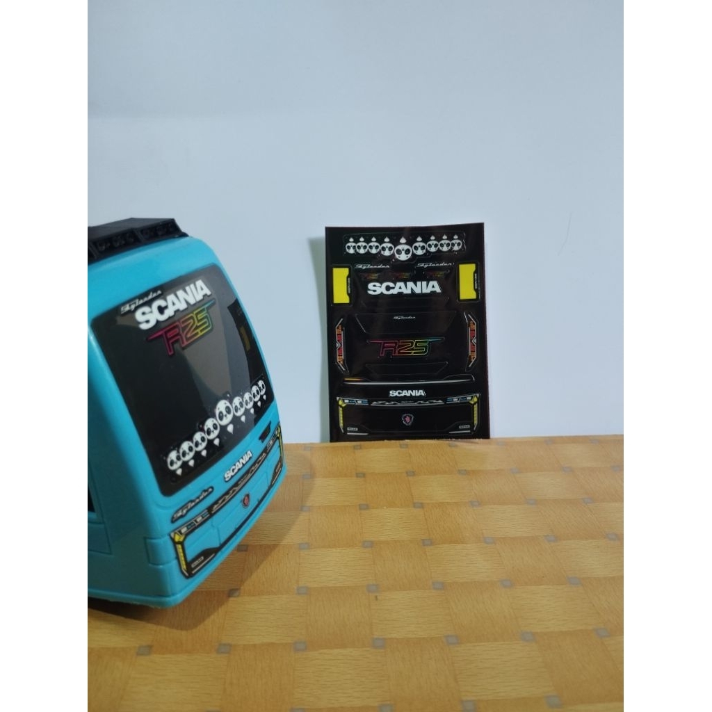 stiker headlamp skylander R25