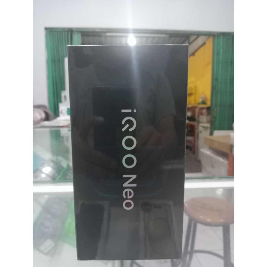 vivo iQOO Neo 10, 1st Snapdragon 8s Gen 4 + Q1 (Dual Chipset), 7K VC Cooling System, 7000 mAH + 120 