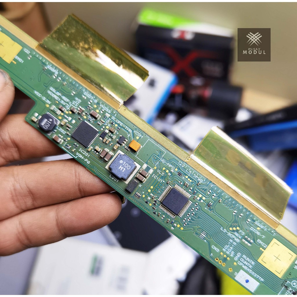 tcon sharp RUNTK DUNTK CPWBX5038TP / ic BM9098