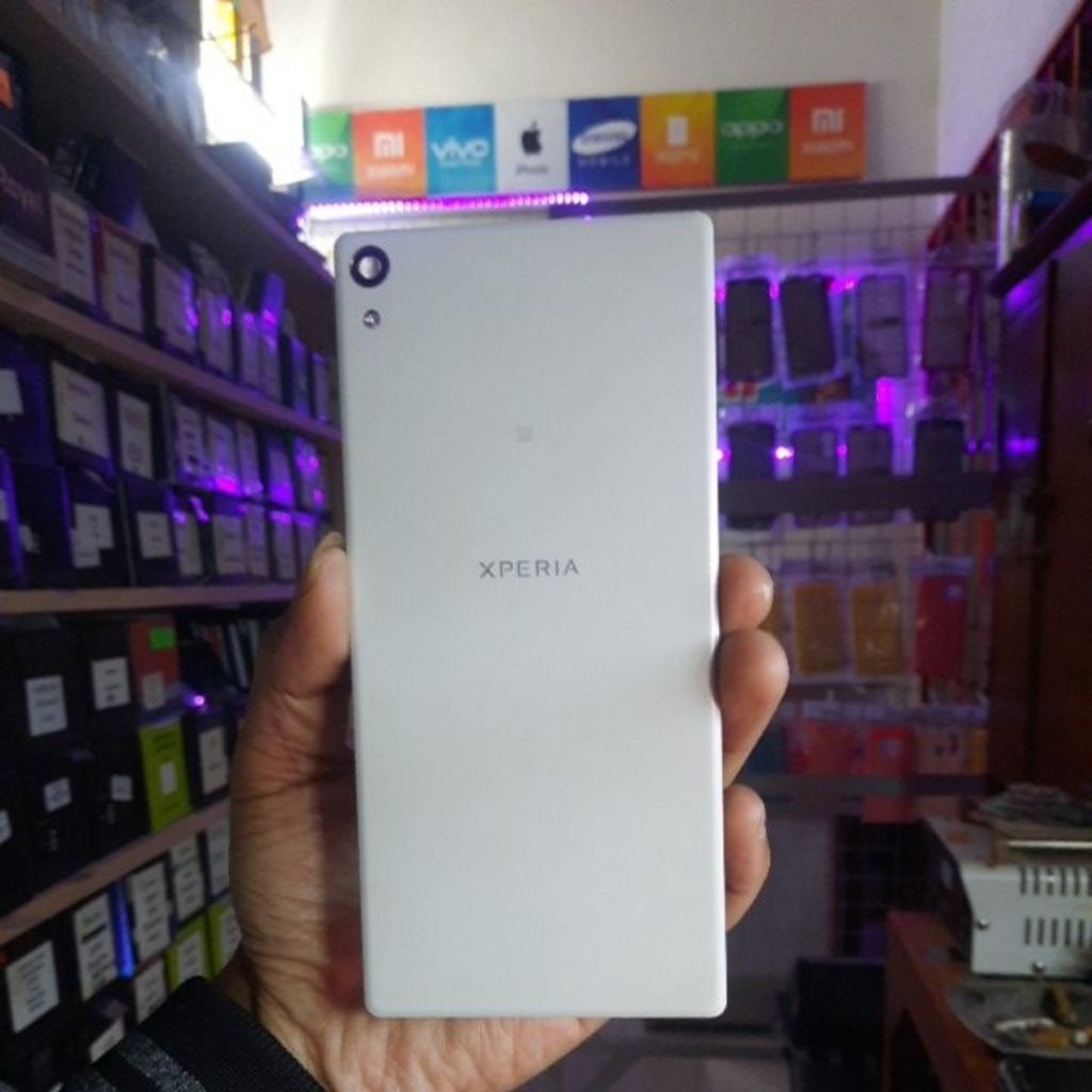 BECKDOOR TUTUP BELAKANG SONY EXPERIA XA ULTRA F3216 ORI CABUTAN
