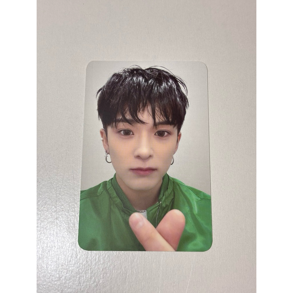Official Photocard Asahi Treasure