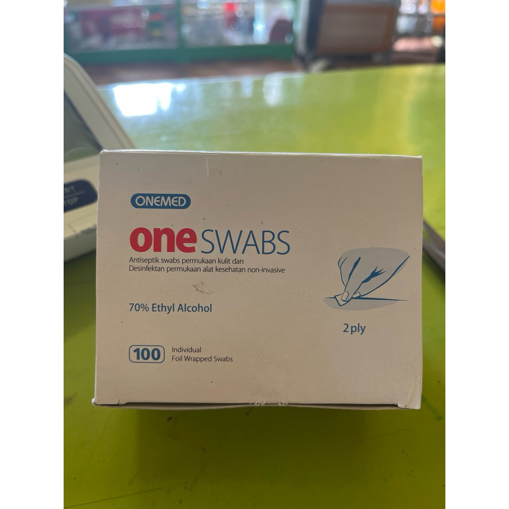 One swab / alkohol swab / tisu alkohol
