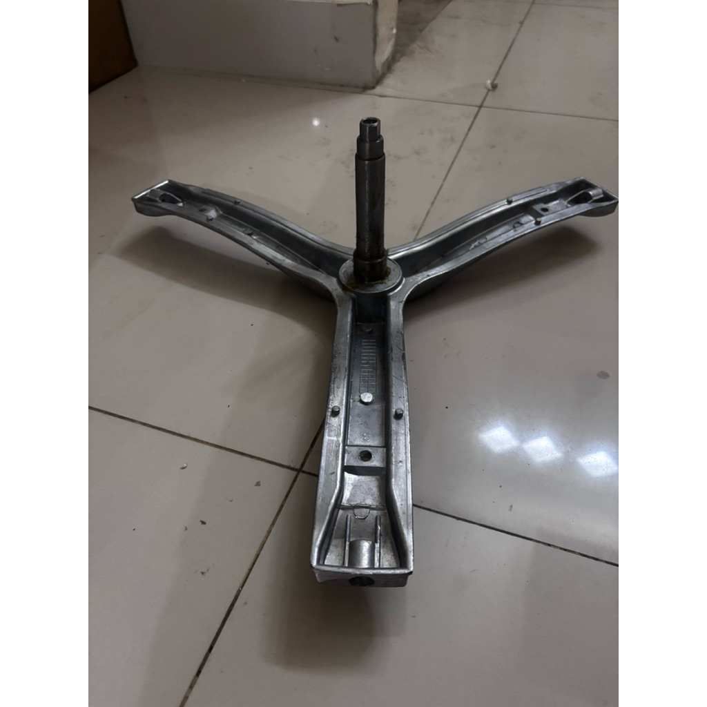 segitiga sharp FL 862 as kecil