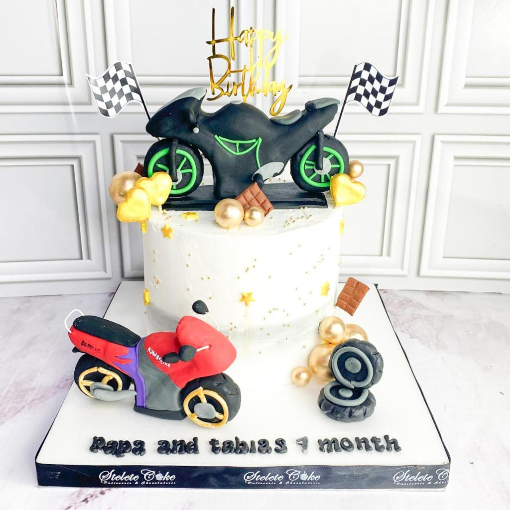 

Kue Ulang Tahun/Birthday Cake/Kue Ultah tema Motor/Kue Tema Motor/Kue Birthday Jakarta