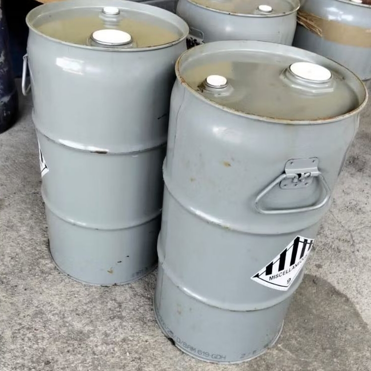 tong bensin 30liter.drum besi 30liter.bekas parfum bersih.bersih mulus luar dalam.siap pakai